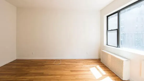 $3,500 | 301 East 49th Street, Unit 4C | Midtown East