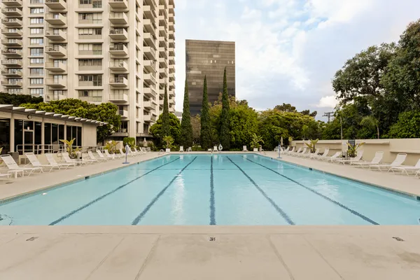 $1,295,000 | 2170 Century Park East, Unit 2107, Los Angeles, CA 90067