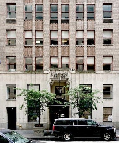 40 East 61st Street, Unit 13AB Manhattan, NY 10065 - Photo 15 of 16