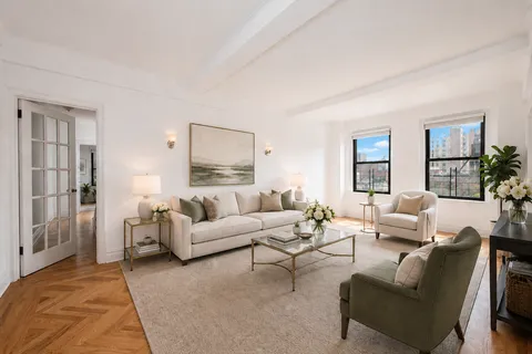 $1,450,000 | 245 West 107th Street, Unit 8G | Upper West Side