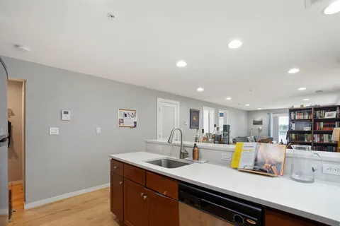 $625,000 | 732 Lamont Street Northwest, Unit 203, Washington, DC 20010