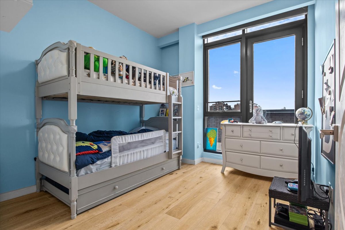 104 West End Avenue, Unit PH1 Brooklyn, NY 11235 - Photo 9 of 23