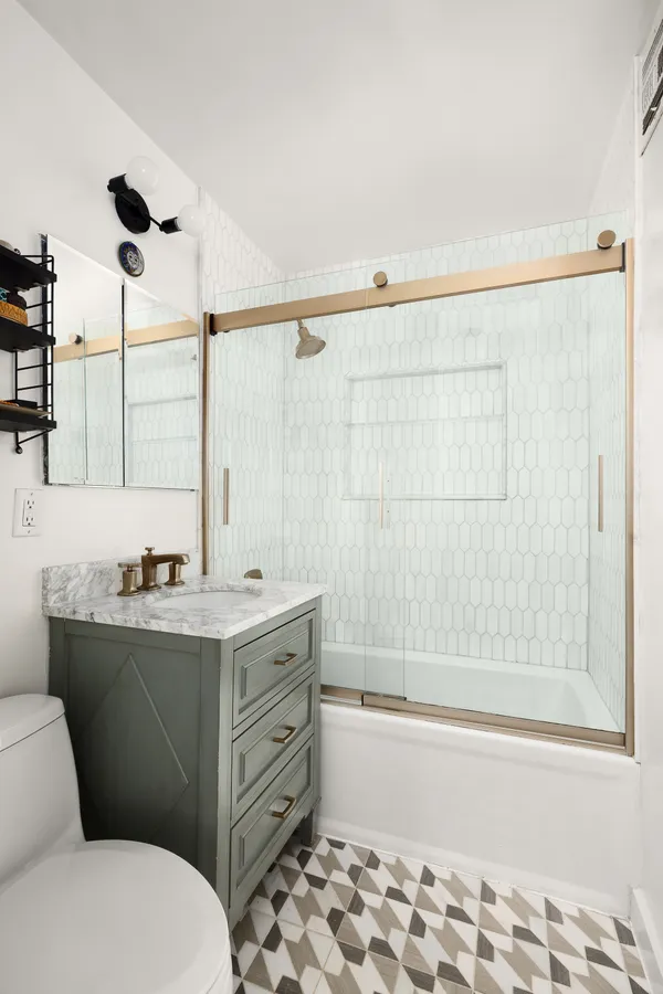 $659,000 | 185 Hall Street, Unit 414 | Clinton Hill