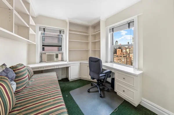 $1,275,000 | 50 Sutton Place South, Unit 21L | Sutton Place