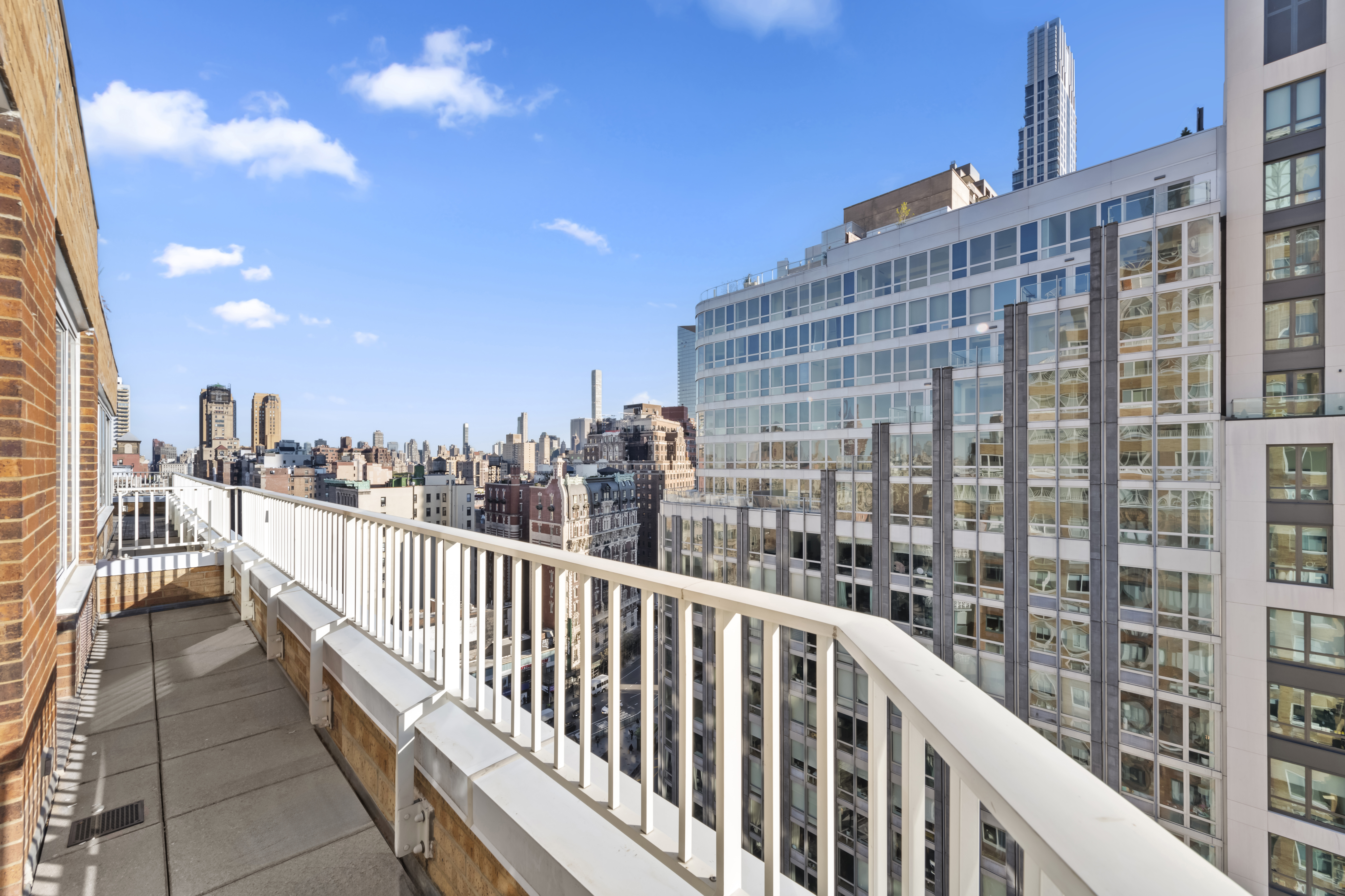 201 West 72nd Street, Unit 18B Manhattan, NY 10023 - Photo 2 of 13