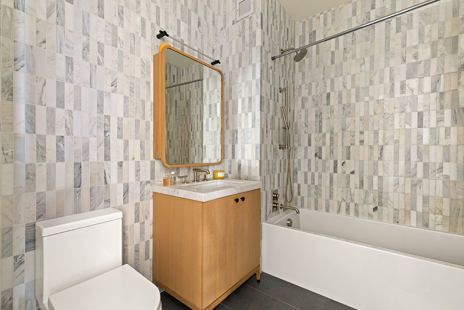 180 Front Street, Unit 11E Brooklyn, NY 11201 - Photo 7 of 22