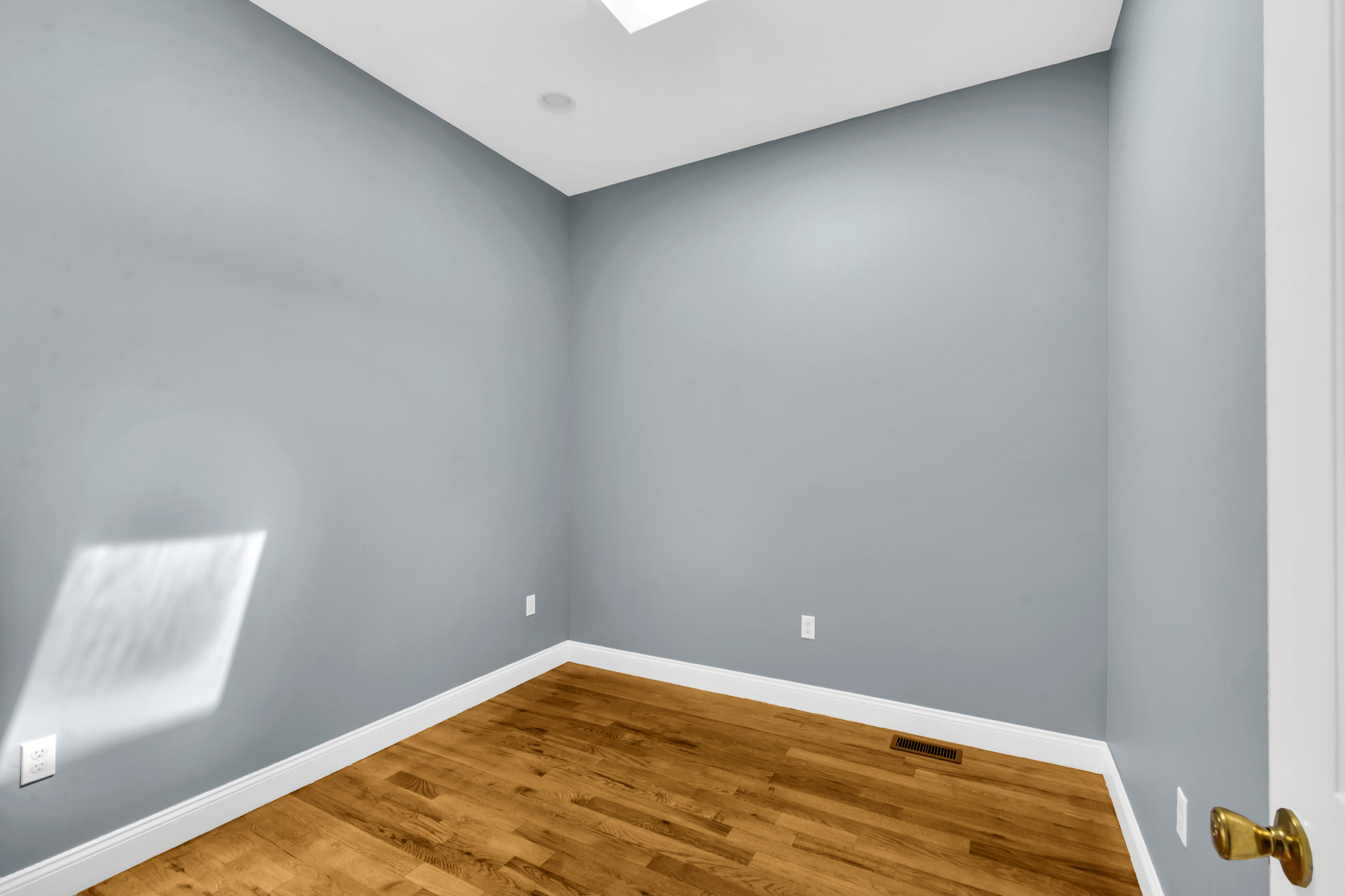 28 Roosevelt Place, Unit 2 Brooklyn, NY 11233 - Photo 8 of 12 a view of empty room