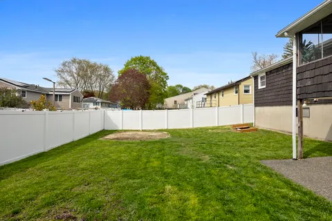 Contact Agent | 55 Thistle Street, Lynn, MA 01905