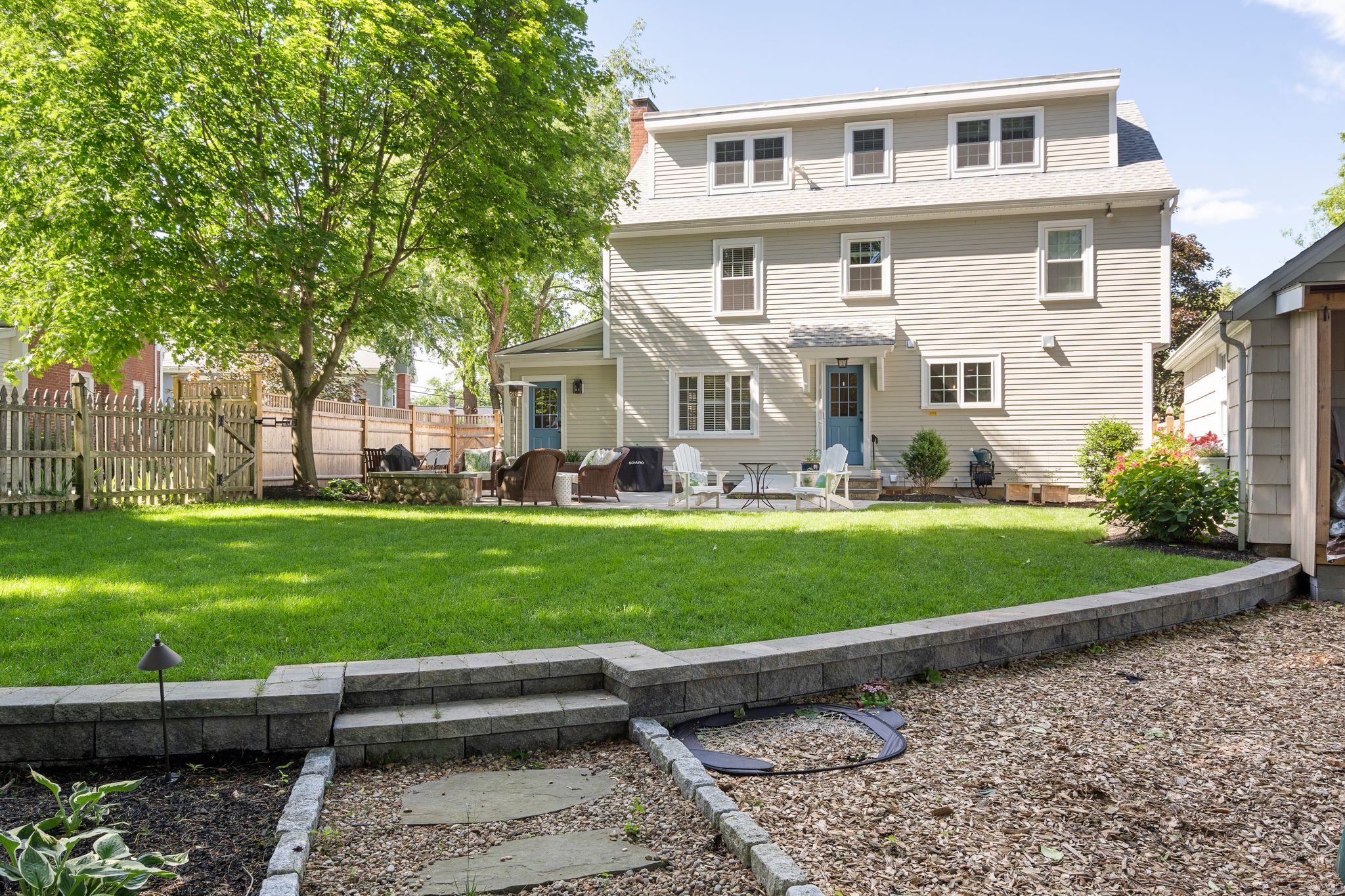8 Andrews Road Milton, MA 02186 - Photo 15 of 50