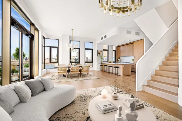 $7,400,000 | 480 Kent Avenue, Unit PHA | Williamsburg