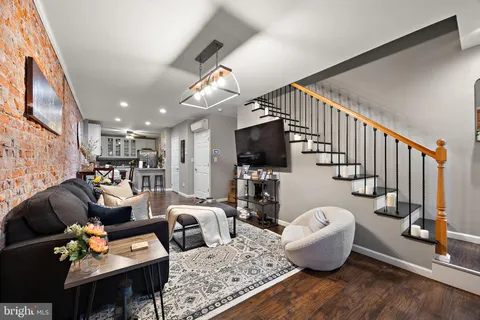 $189,900 | 705 South Van Buren Street, Wilmington, DE 19805