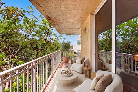$450,000 | 1650 Coral Way, Unit 607, Miami, FL 33145