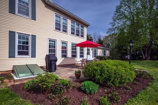$1,600,000 | 21901 New Hampshire Avenue, Brookeville, MD 20833
