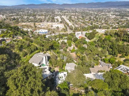 $1,399,000 | 4110 Vanetta Place, Studio City, CA 91604