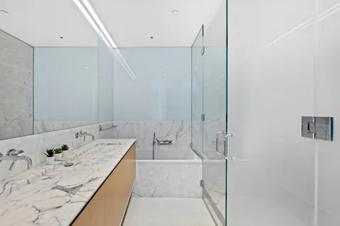 $3,250,000 | 210 Pacific Street, Unit 4W | Cobble Hill