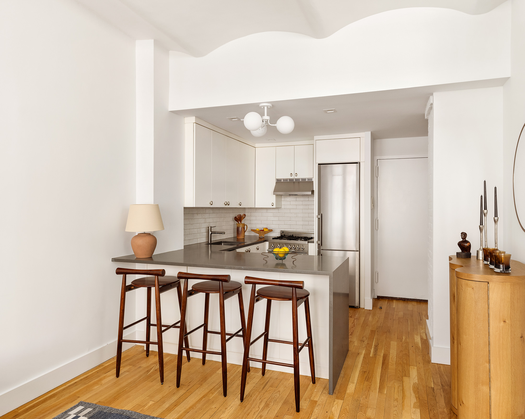 9 Barrow Street, Unit 3C Manhattan, NY 10014 - Photo 2 of 9