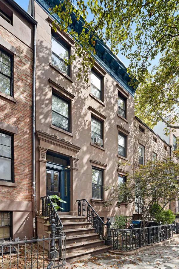 $5,450 | 43 Douglass Street, Unit 3 | Cobble Hill