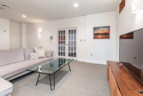 Contact Agent | 31 Woodfield Road, Wellesley, MA 02482