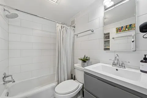 $585,000 | 1239 Vermont Avenue Northwest, Unit 709, Washington, DC 20005