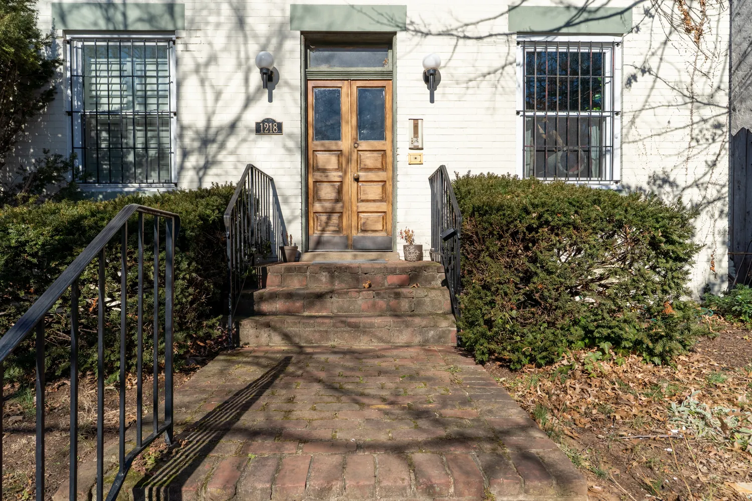 $350,000 | 1218 D Street Southeast, Unit 4, Washington, DC 20003