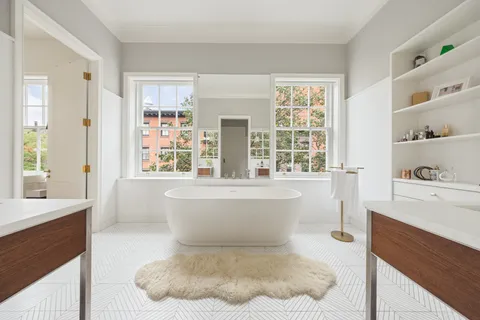 $20,700,000 | 334 West 20th Street | Chelsea