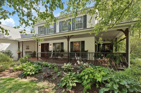 $779,000 | 1825 Walnut Lane, Quakertown, PA 18951