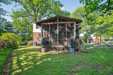 $1,075,000 | 312 Lincoln Avenue, Falls Church, VA 22046