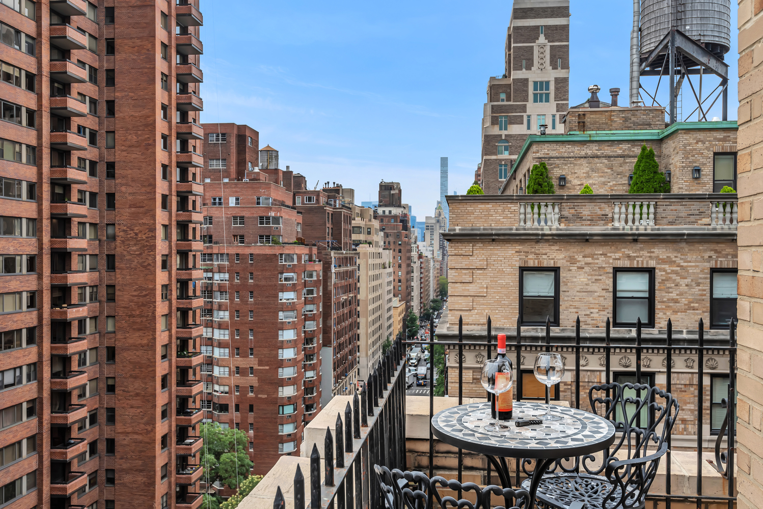 21 East 90th Street, Unit 14AB Manhattan, NY 10128 - Photo 17 of 19