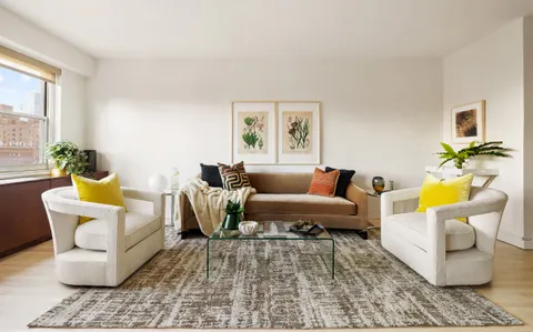 $2,249,000 | 360 West 22nd Street, Unit 12B | Chelsea