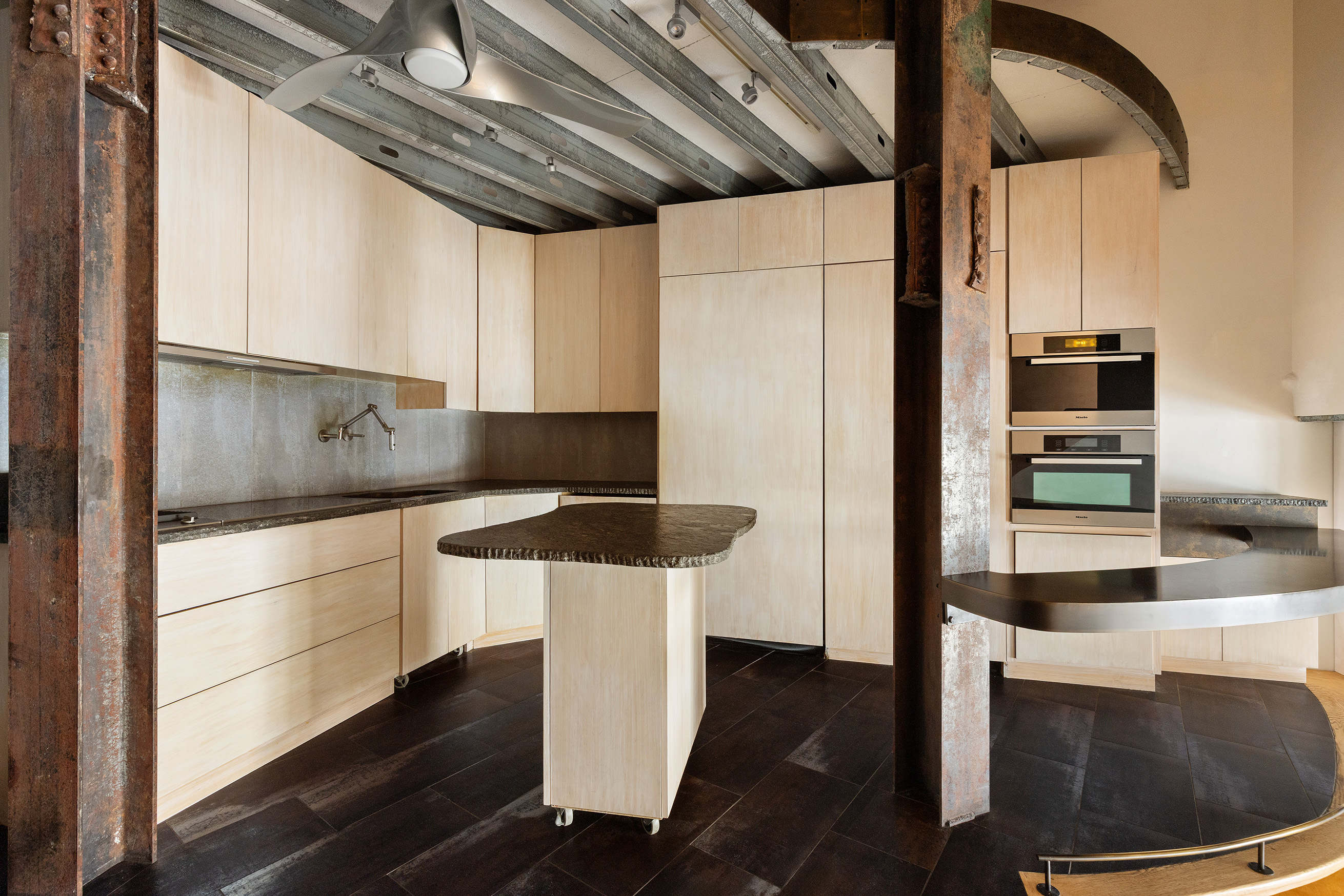 130 Barrow Street, Unit 213 Manhattan, NY 10014 - Photo 2 of 9 Gallery Image 2