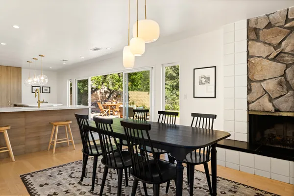 $1,950,000 | 2710 Rock Pine Lane, La Crescenta, CA 91214