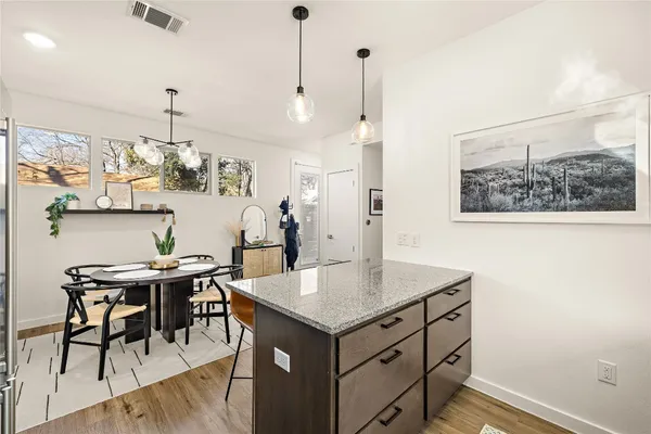 $515,000 | 1402 Singleton Avenue, Unit B, Austin, TX 78702