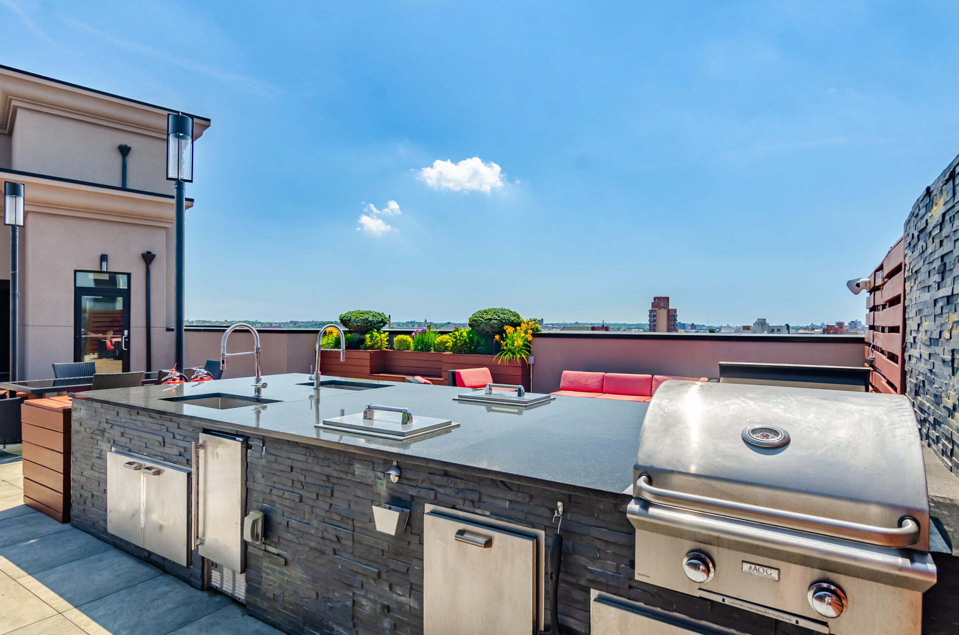 42 Maspeth Avenue, Unit 1B Brooklyn, NY 11211 - Photo 27 of 39 Gallery Image 27