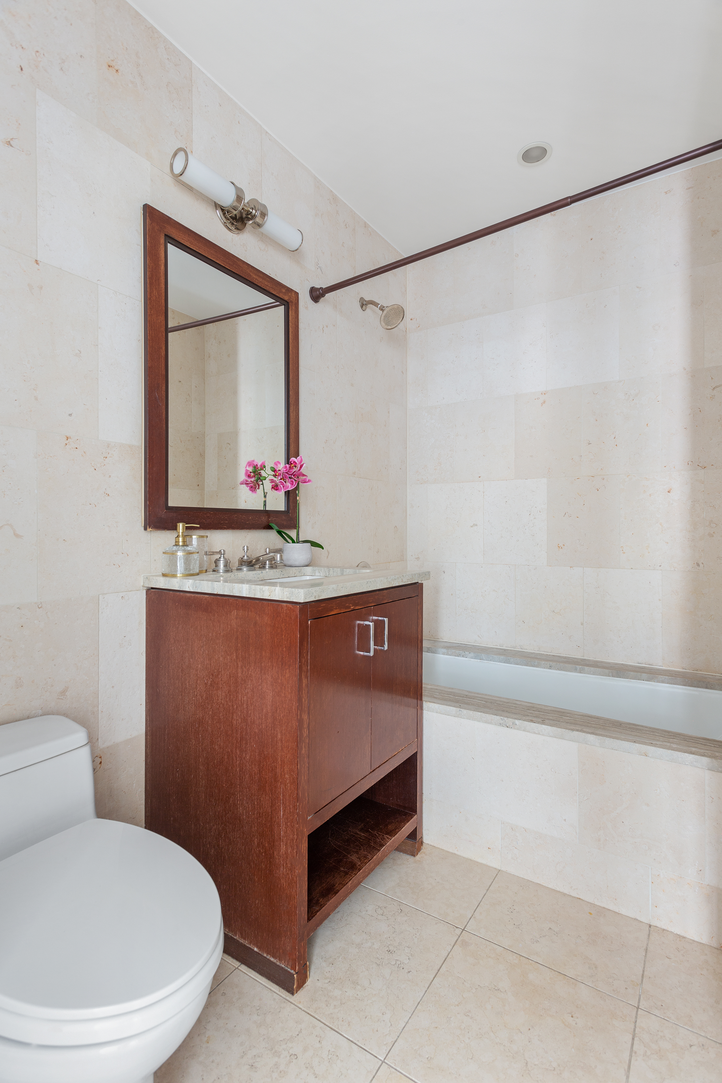 100 Riverside Boulevard, Unit 3R Manhattan, NY 10069 - Photo 5 of 6