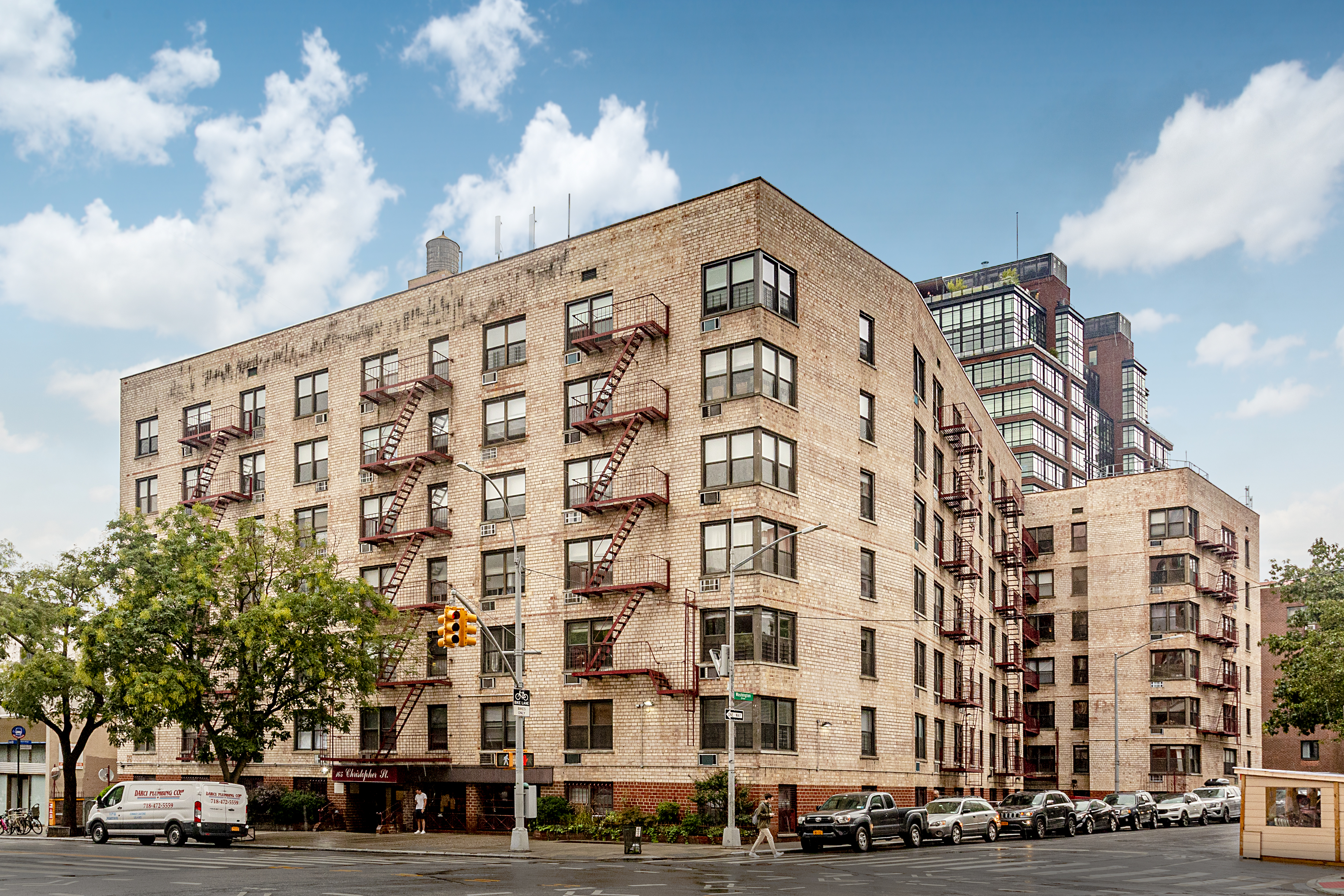165 Christopher Street, Unit 1C Manhattan, NY 10014 - Photo 9 of 10 a front view of a building