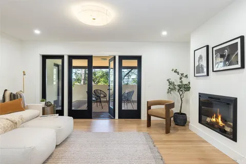 $2,850,000 | 559 East Spring Street, Napa, CA 94559