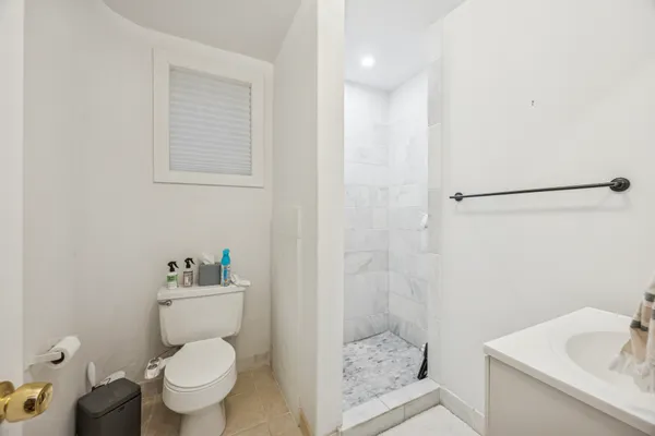 $1,295,000 | 142 North 21st Street, Philadelphia, PA 19103