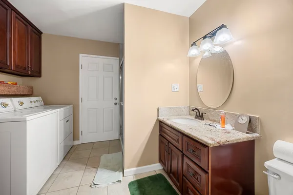 $1,299,000 | 718 Kenoak Drive, Placentia, CA 92870