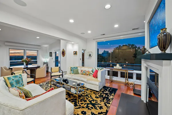 $1,220,000 | 327 Warren Avenue, Unit J, Baltimore, MD 21230