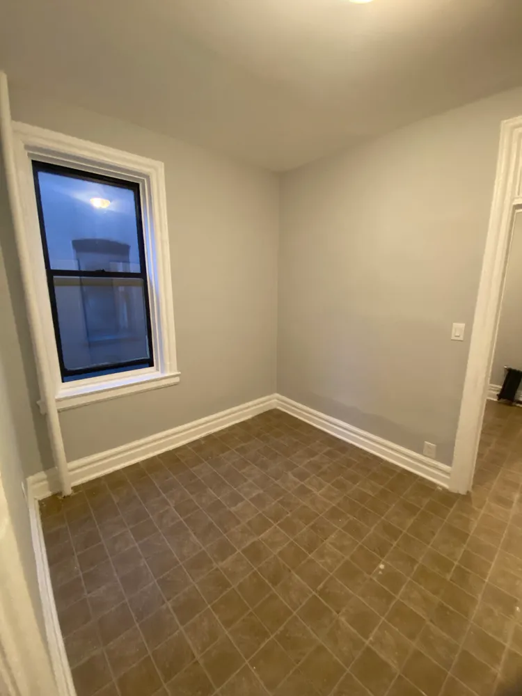 $1,781 | 40-11 25th Avenue, Unit 10 | Astoria