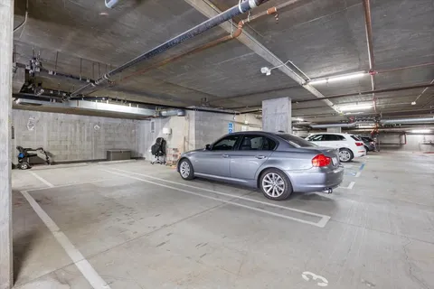 $999,999 | 4394 Farmdale Avenue, Unit 202, Studio City, CA 91604