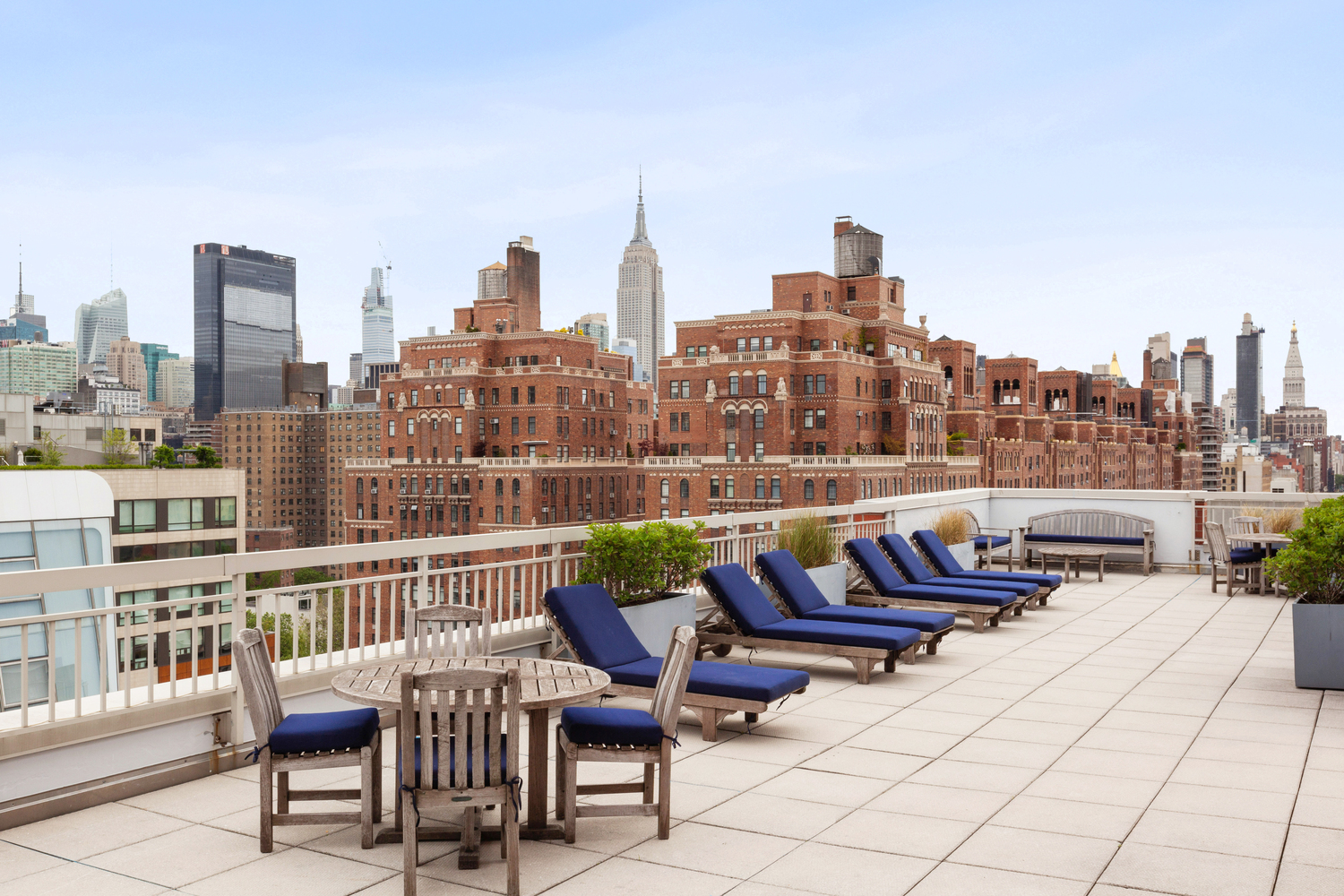 520 West 23rd Street, Unit 9D Manhattan, NY 10011 - Photo 17 of 19 Gallery Image 17