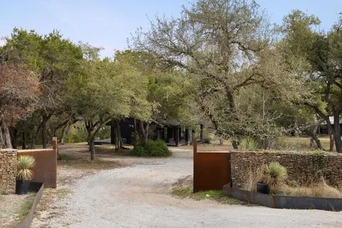 $1,599,888 | 412 Rancho Grande Drive, Wimberley, TX 78676