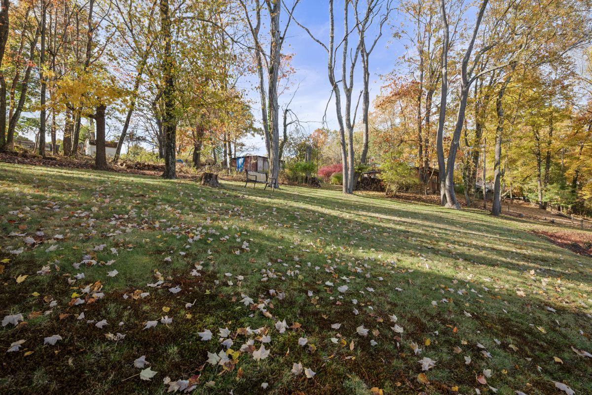 92 Buckhill Road Pittsburgh, PA 15237 - Photo 16 of 20 Gallery Image 16