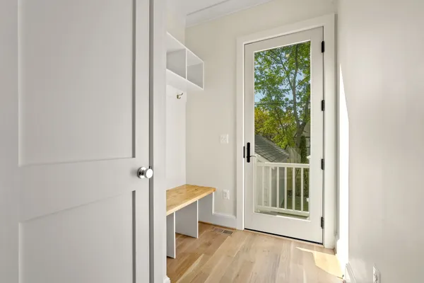 $2,195,000 | 22 West Spring Street, Alexandria, VA 22301