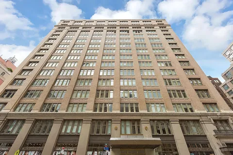 $2,800,000 | 252 7th Avenue, Unit 14G | Chelsea