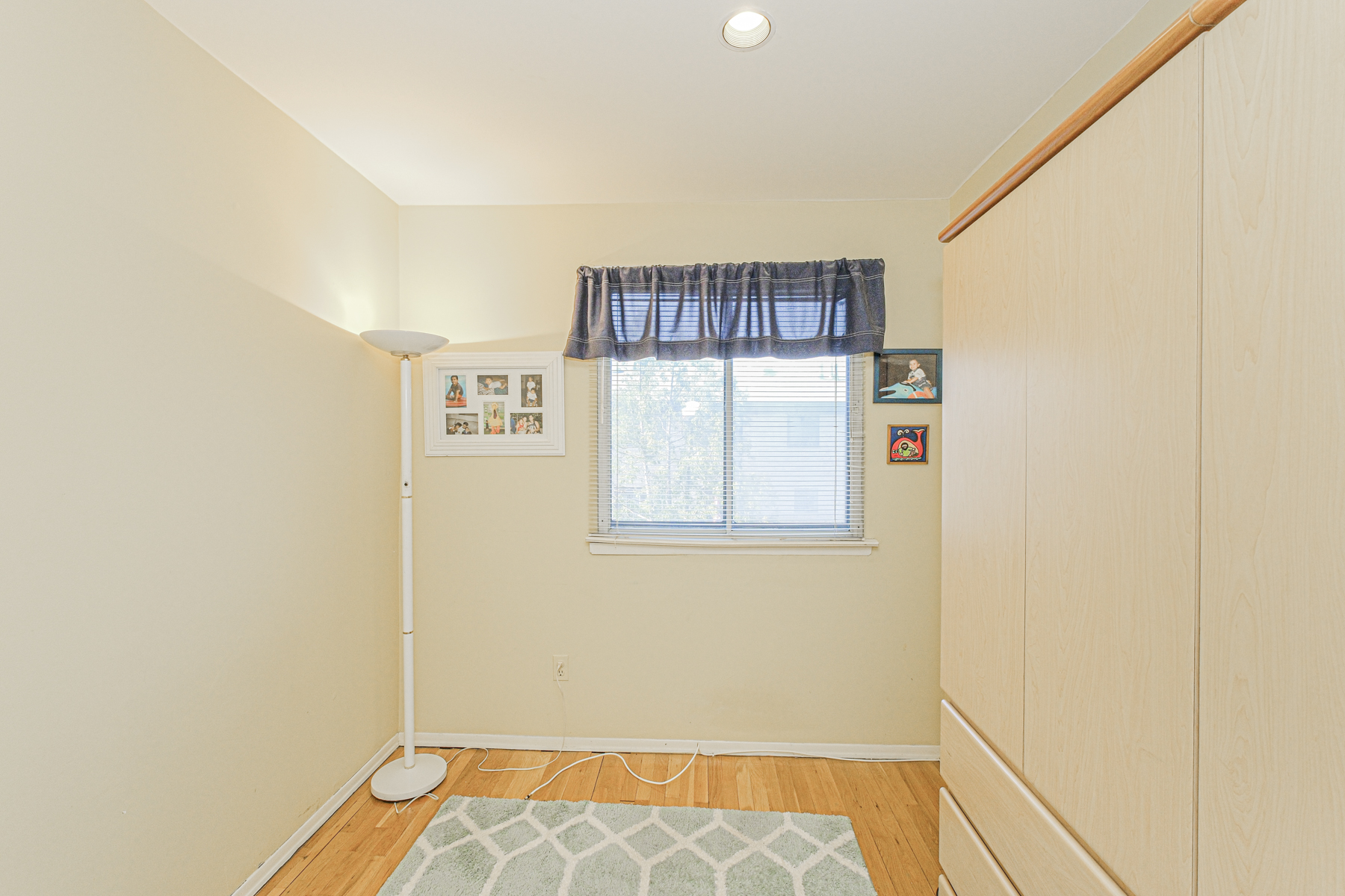 97 Dogwood Lane Staten Island, NY 10305 - Photo 16 of 22 a view of an empty room