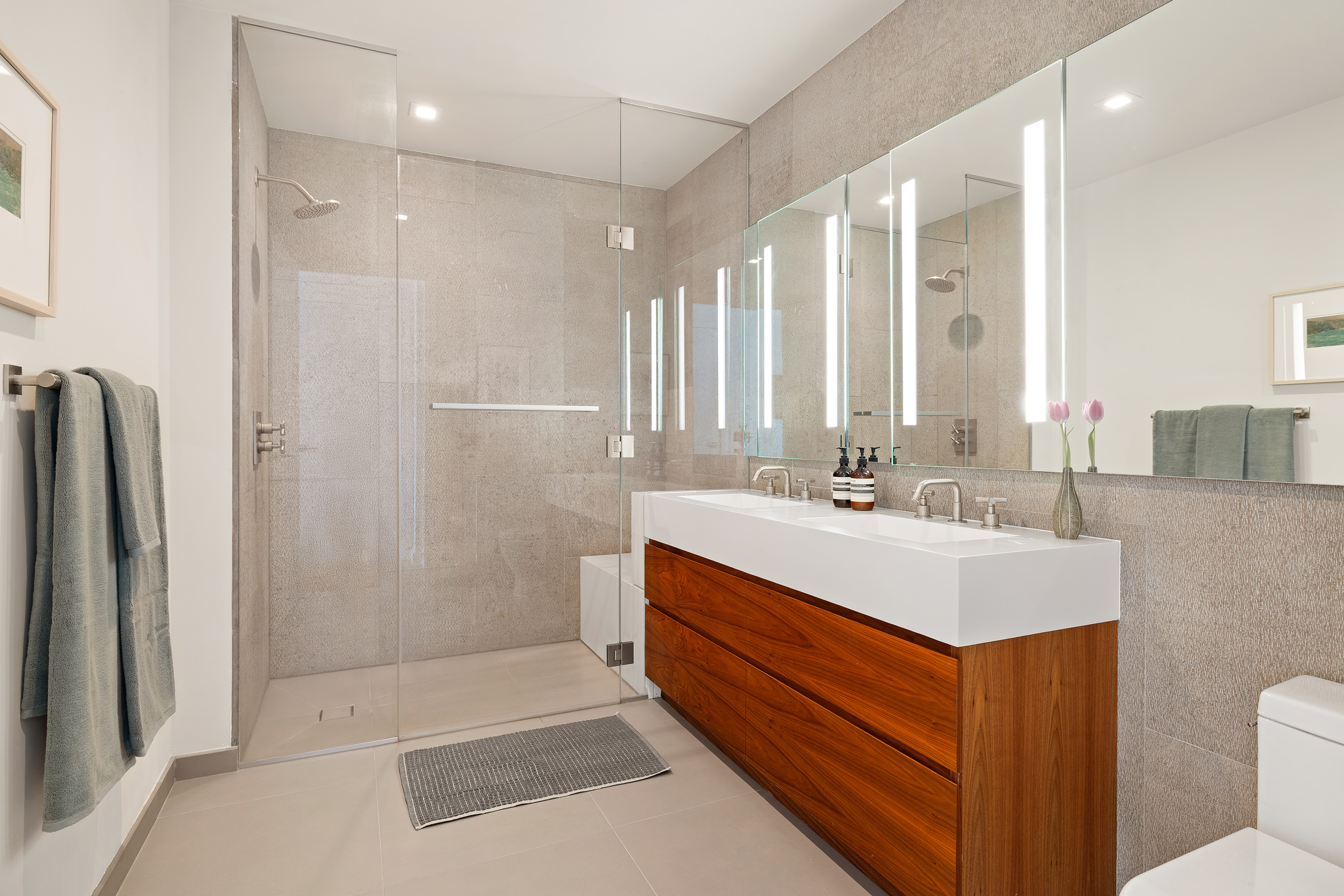 360 East 89th Street, Unit 14C Manhattan, NY 10128 - Photo 8 of 13