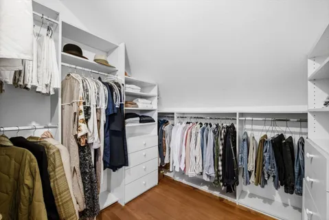 $3,050,000 | 4011 East 3rd Avenue, Napa, CA 94558