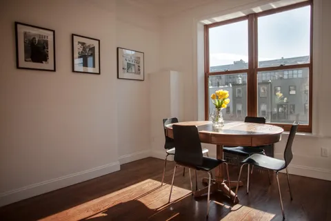 a picture of a room
